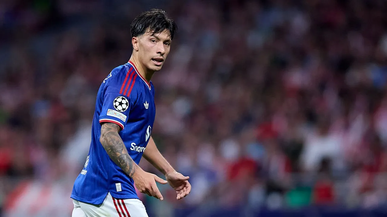 Paul Robinson Pahami Kritik Lisandro Martinez, tapi Waktunya Kurang Tepat