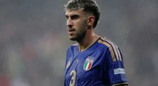 Ruggeri Absen, Pukulan Berat bagi Timnas Italia dan Aston Villa