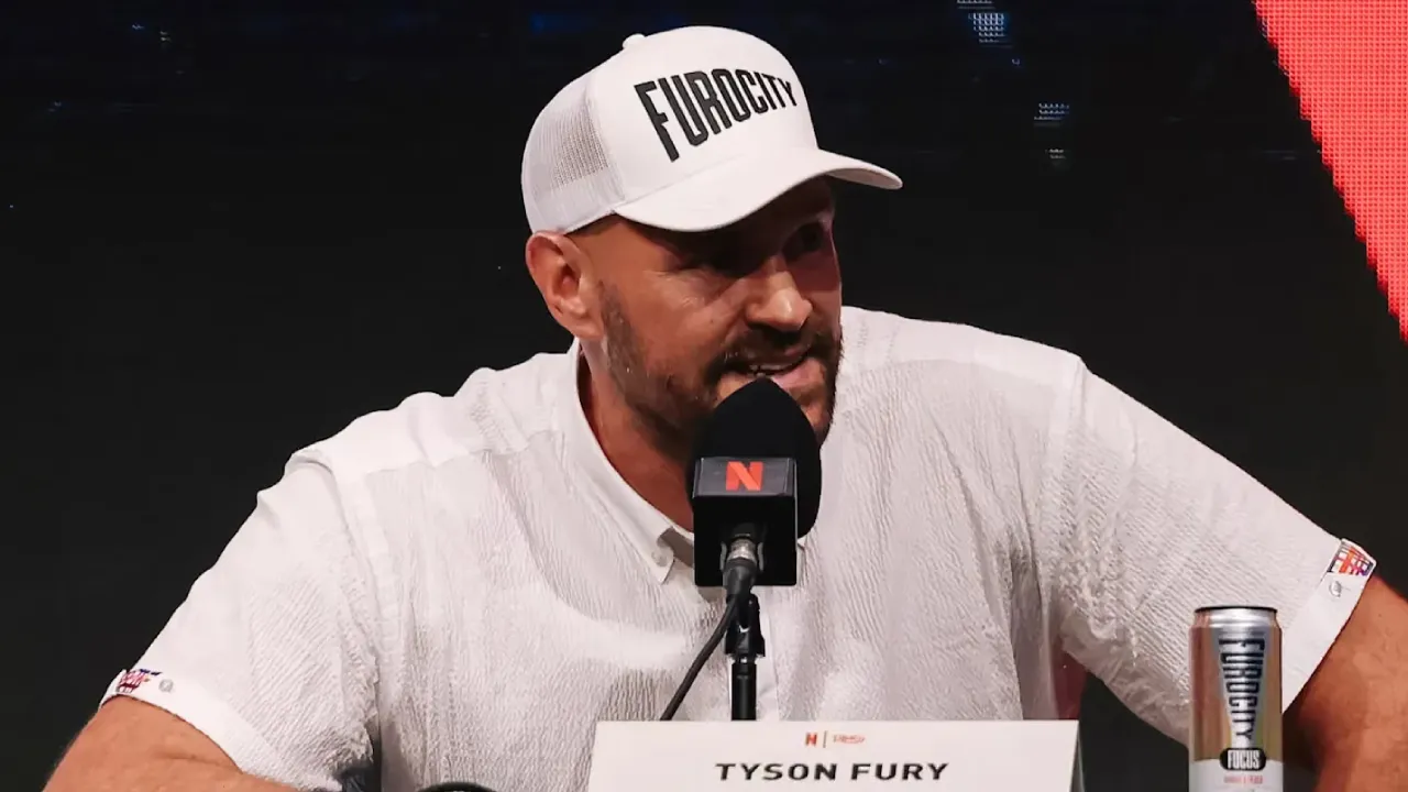 Tyson Fury Bidik Anthony Joshua dan Oleksandr Usyk sebelum Pensiun