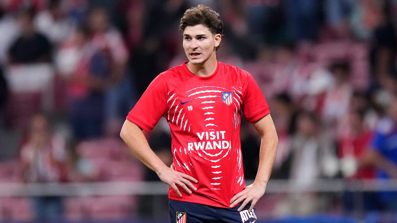 Agen Baru Julian Alvarez Punya Koneksi dengan Barcelona, Siapa Dia?