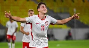 Bartosz Mazurek: Milan Lawan Spesial, Salzburg Hadapi dengan Percaya Diri
