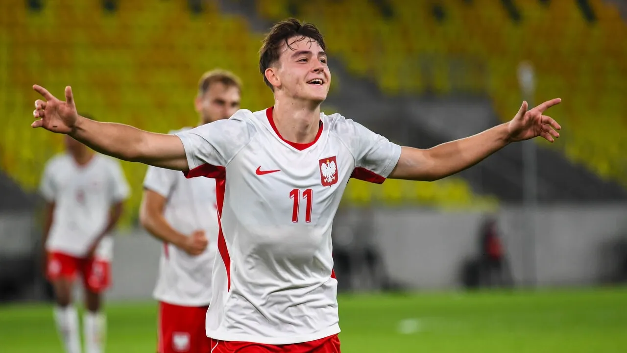 Bartosz Mazurek: Milan Lawan Spesial, Salzburg Hadapi dengan Percaya Diri