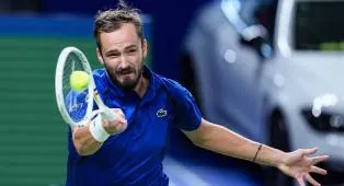 Daniil Medvedev Lanjutkan Kisah Cinta Dengan Shanghai