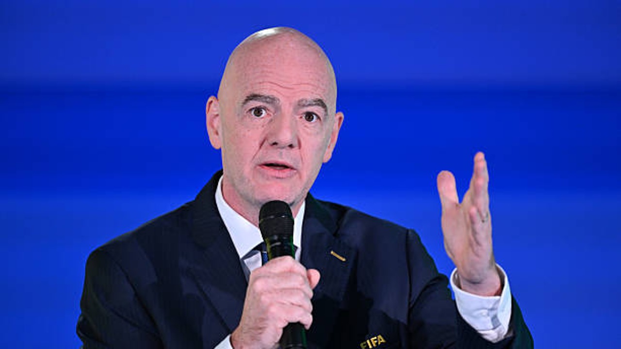 Gianni Infantino Minta Maaf Usai Skandal Penjualan Hak Komersial FIFA