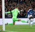 Kekalahan Dramatis di Rotterdam: Feyenoord Tundukkan Como 3-2