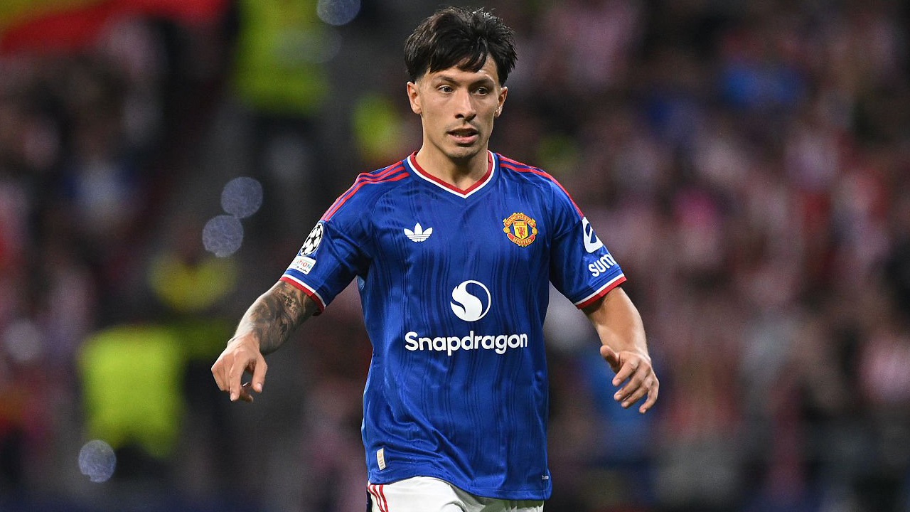 Masa Depan Lisandro Martinez di MU Diragukan Usai Kritik Petinggi Klub