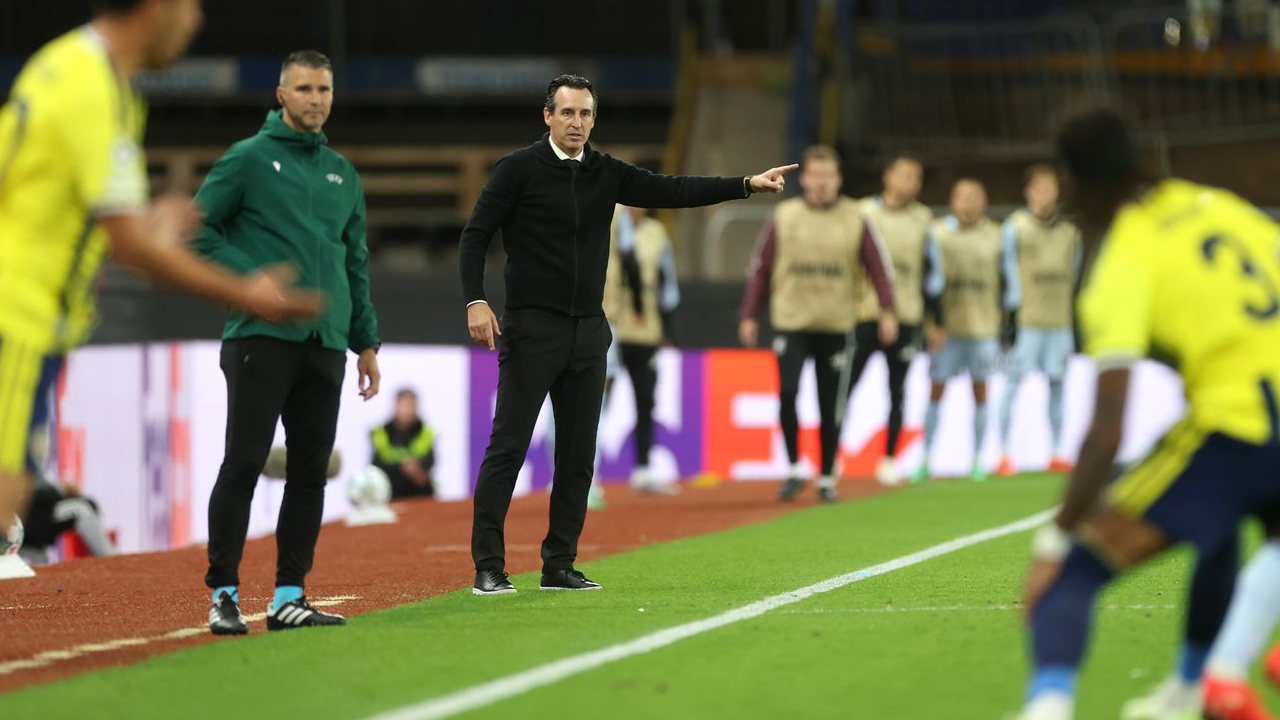 Sukses Habisi Fenerbahce, Unai Emery Puji Progres Penyerang Aston Villa