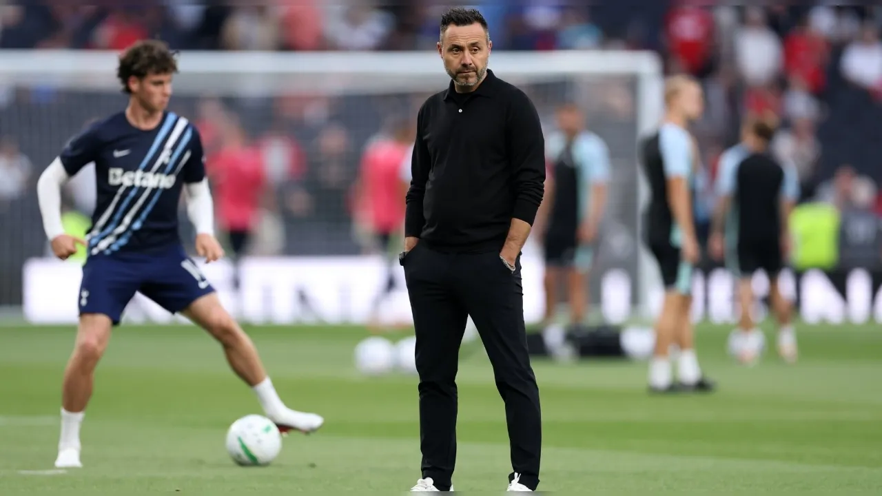 Tottenham Pertimbangkan Rekrut Bek Real Madrid Musim Panas Nanti