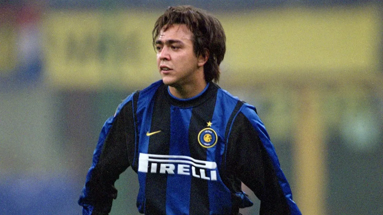 Berkelahi dengan Mancini, Alvaro Recoba: Ia Marah Karena Saya Kurang Lari