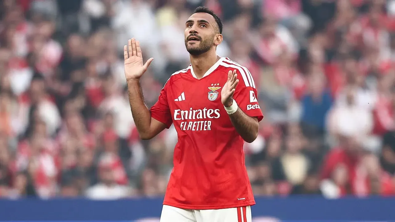 CaughtOffside: AC Milan Masuk Perburuan Vangelis Pavlidis dari Benfica