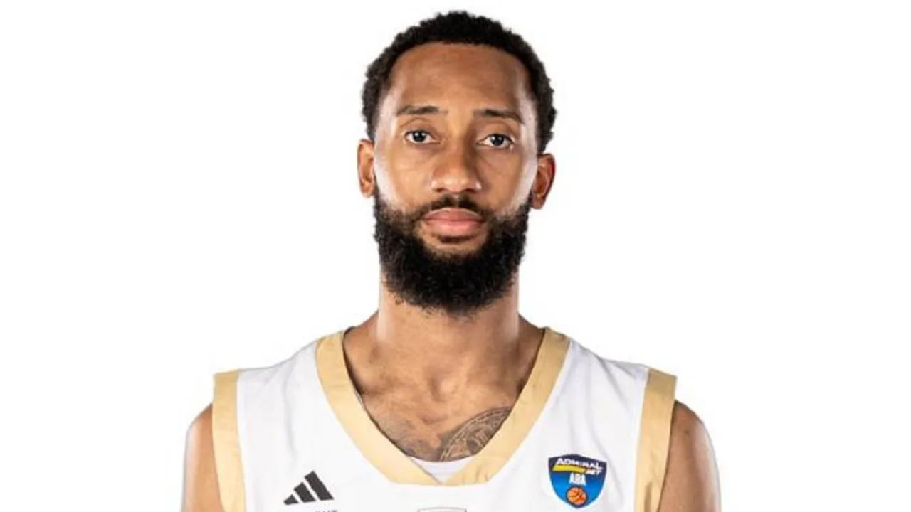 Davion Mintz Tidak Mau Anggap Remeh Armani Milan
