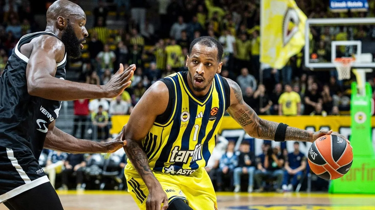 Fenerbahce Tarfin Hancurkan Partizan Belgrade Lewat Pertahanan Solid