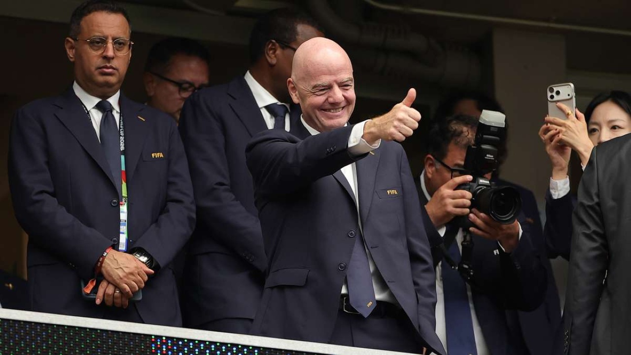 Gianni Infantino Minta Maaf di Dewan FIFA, Hewitt Tuntut Jawaban