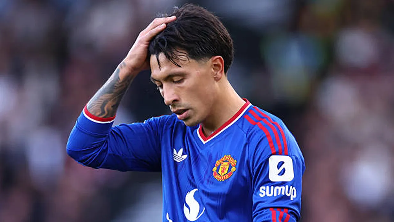 Kritik Manajemen Manchester United, Lisandro Martinez Akui Salah Pilih Waktu