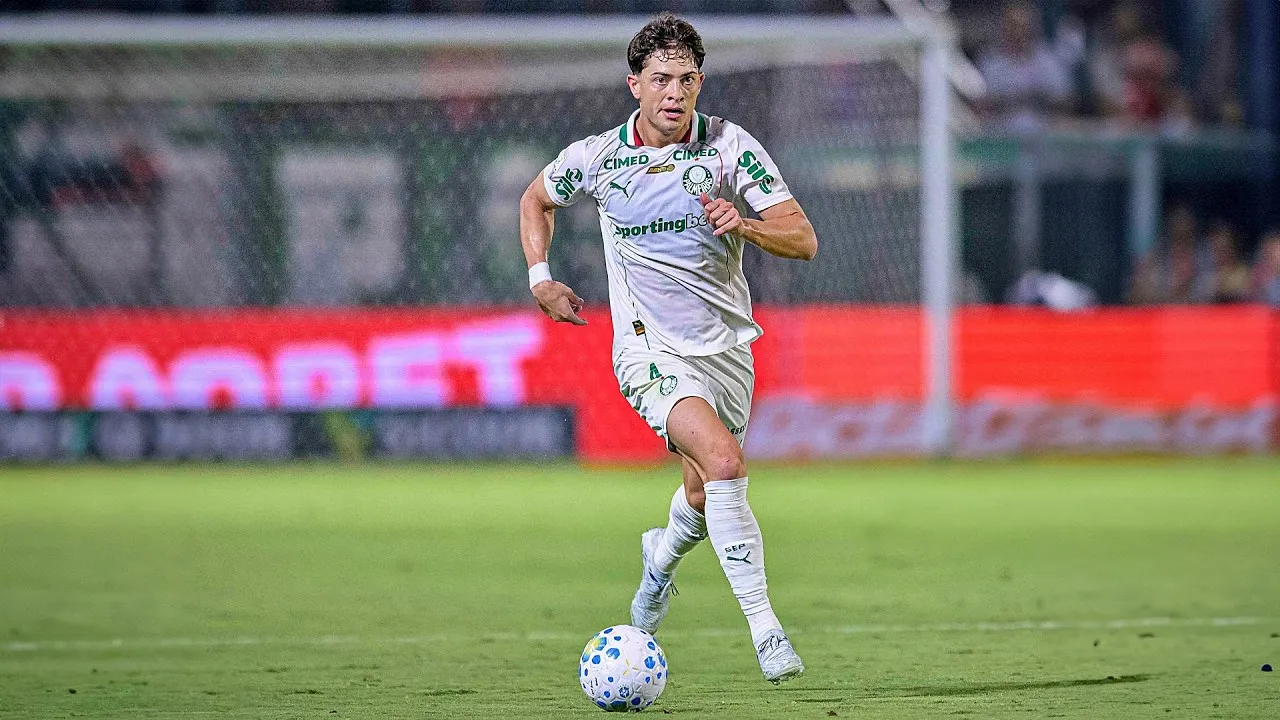 Moretto: Milan Pantau Bek Kanan Palmeiras Agustin Giay