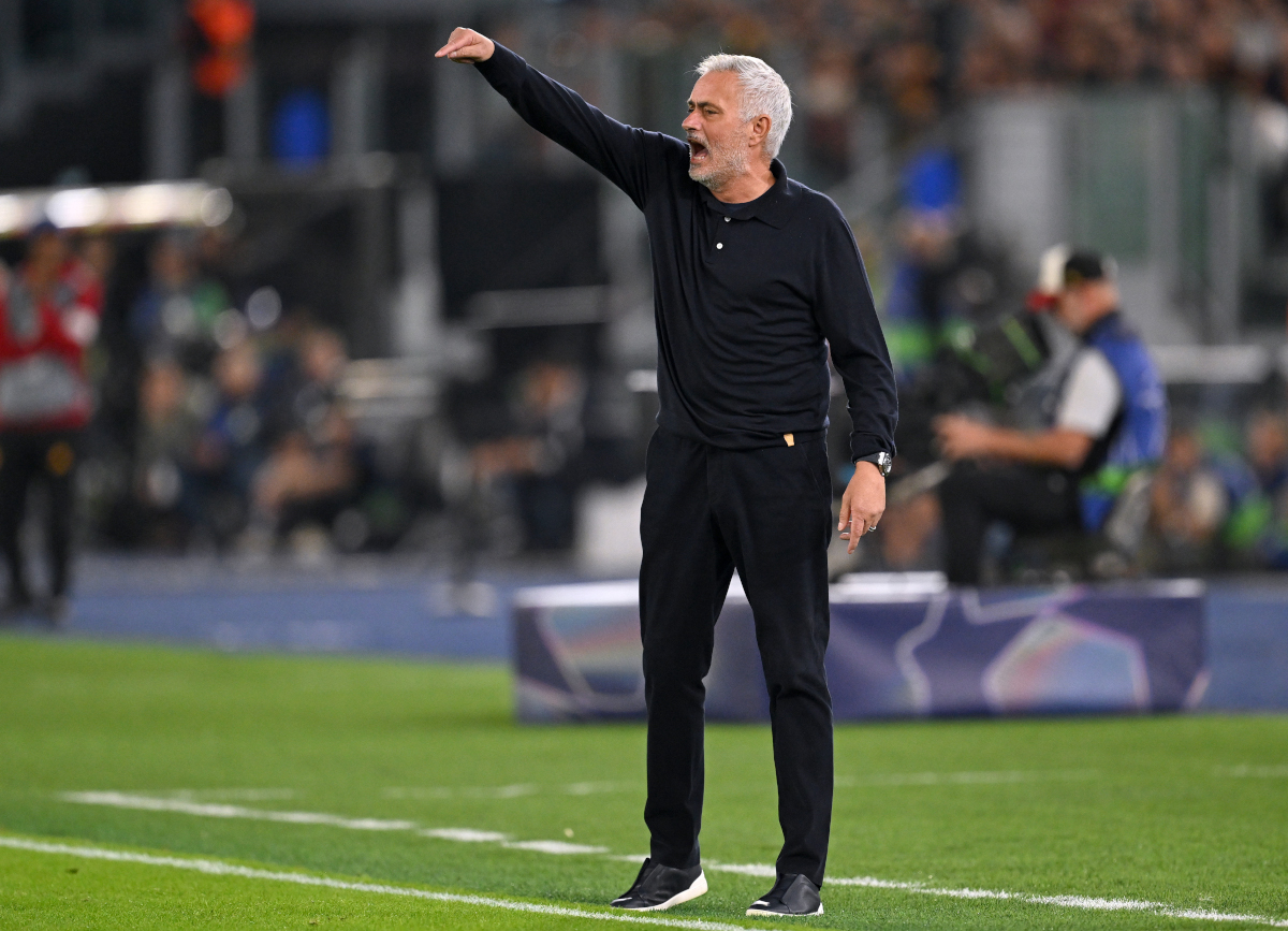 Mourinho Sampaikan Rasa Syukur Abadi kepada Fans Roma