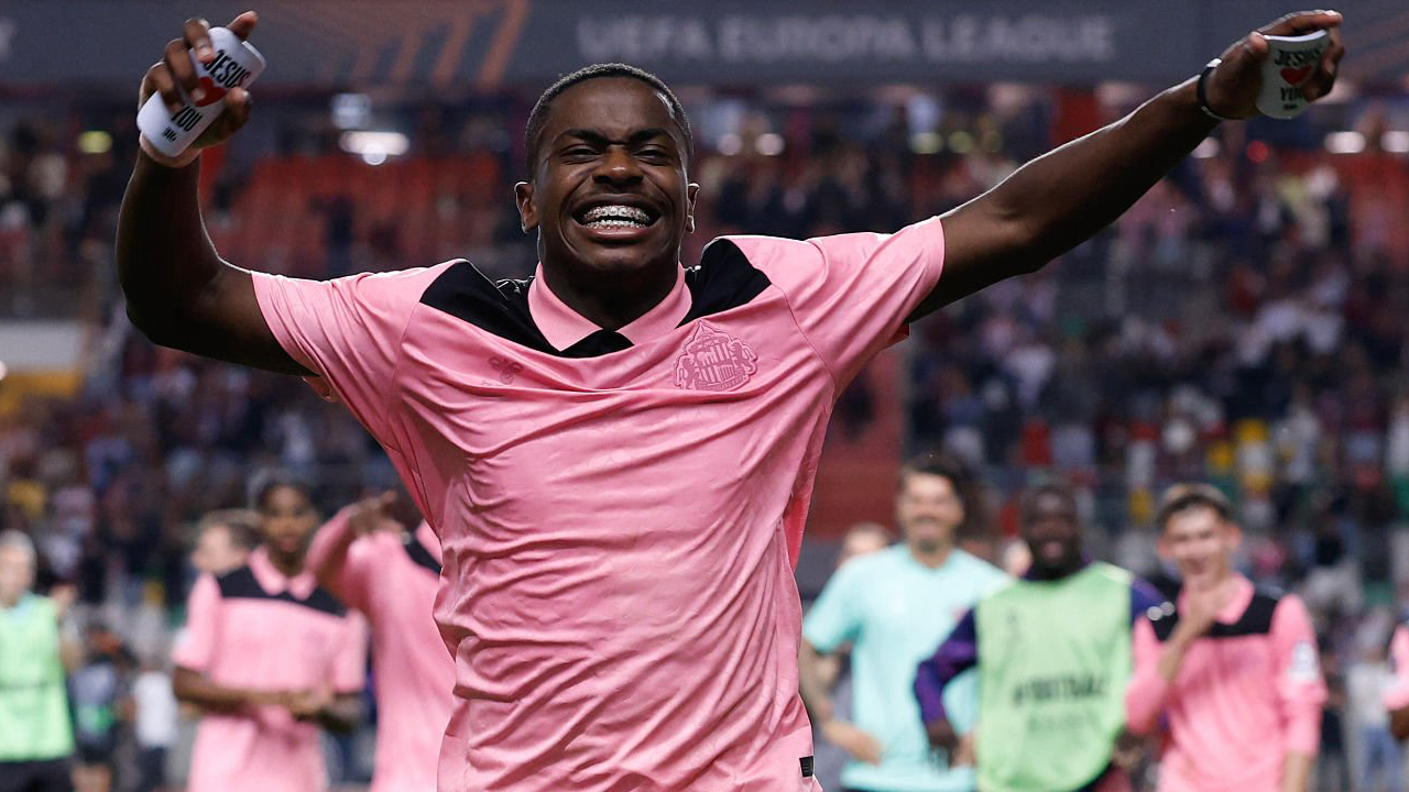 Noah Sadiki Puji Semangat Juang Sunderland Usai Kalahkan Torreense