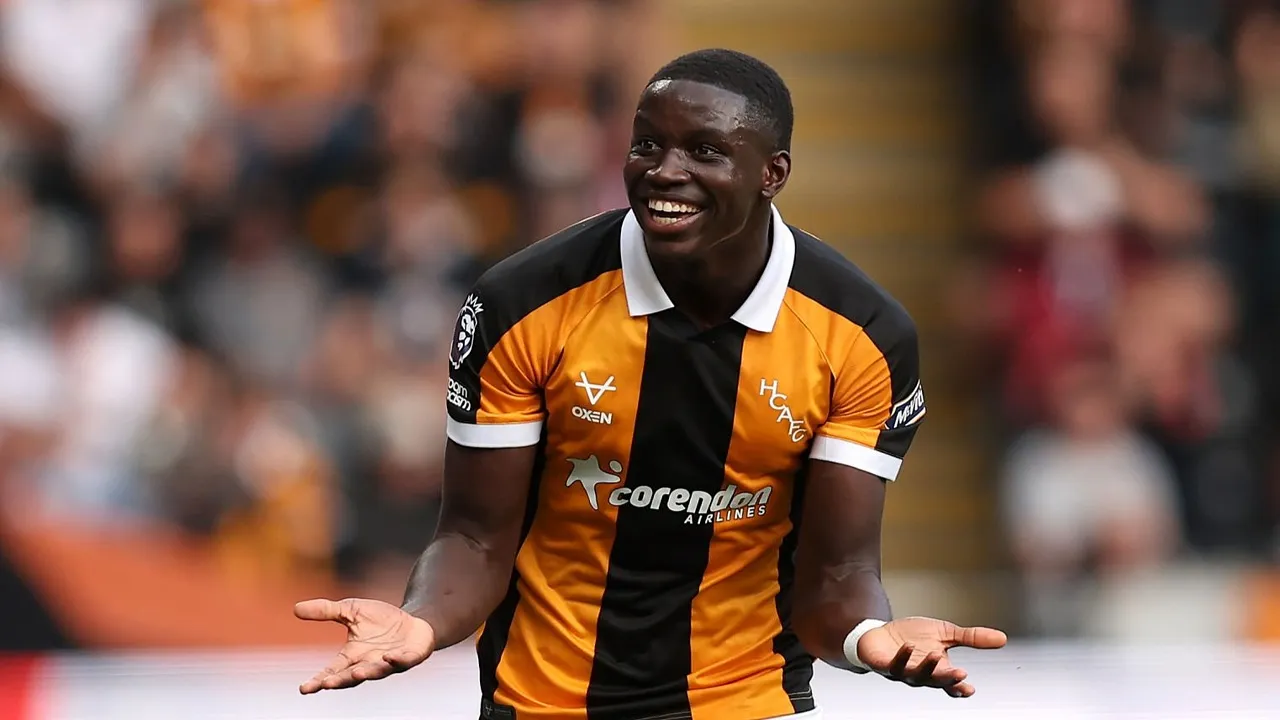 Nobel Mendy dan Matt Targett Tambah Panjang Daftar Cedera Hull City