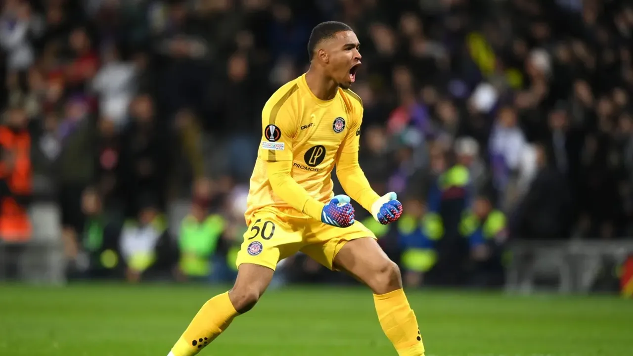 Real Madrid Jadikan Kiper Toulouse sebagai Calon Pengganti Courtois