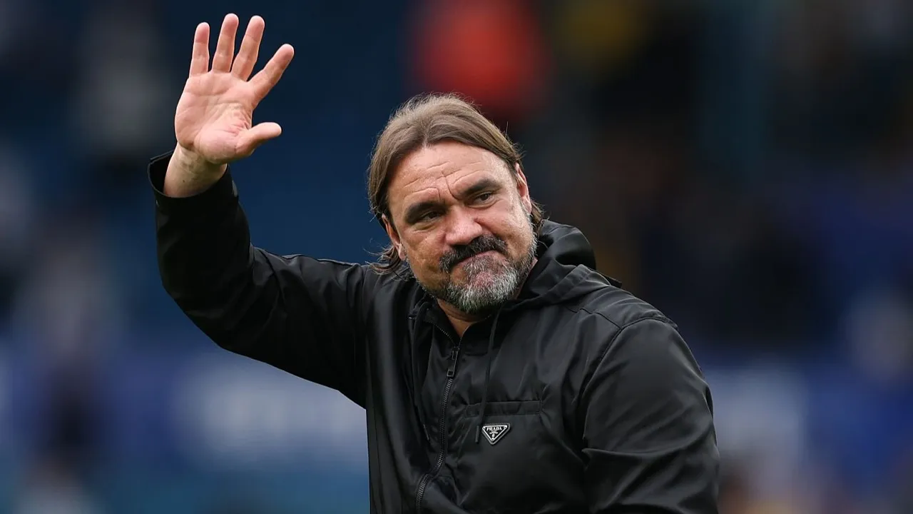 Daniel Farke Tuntut Suporter Leeds Bersatu Lawan Manchester United
