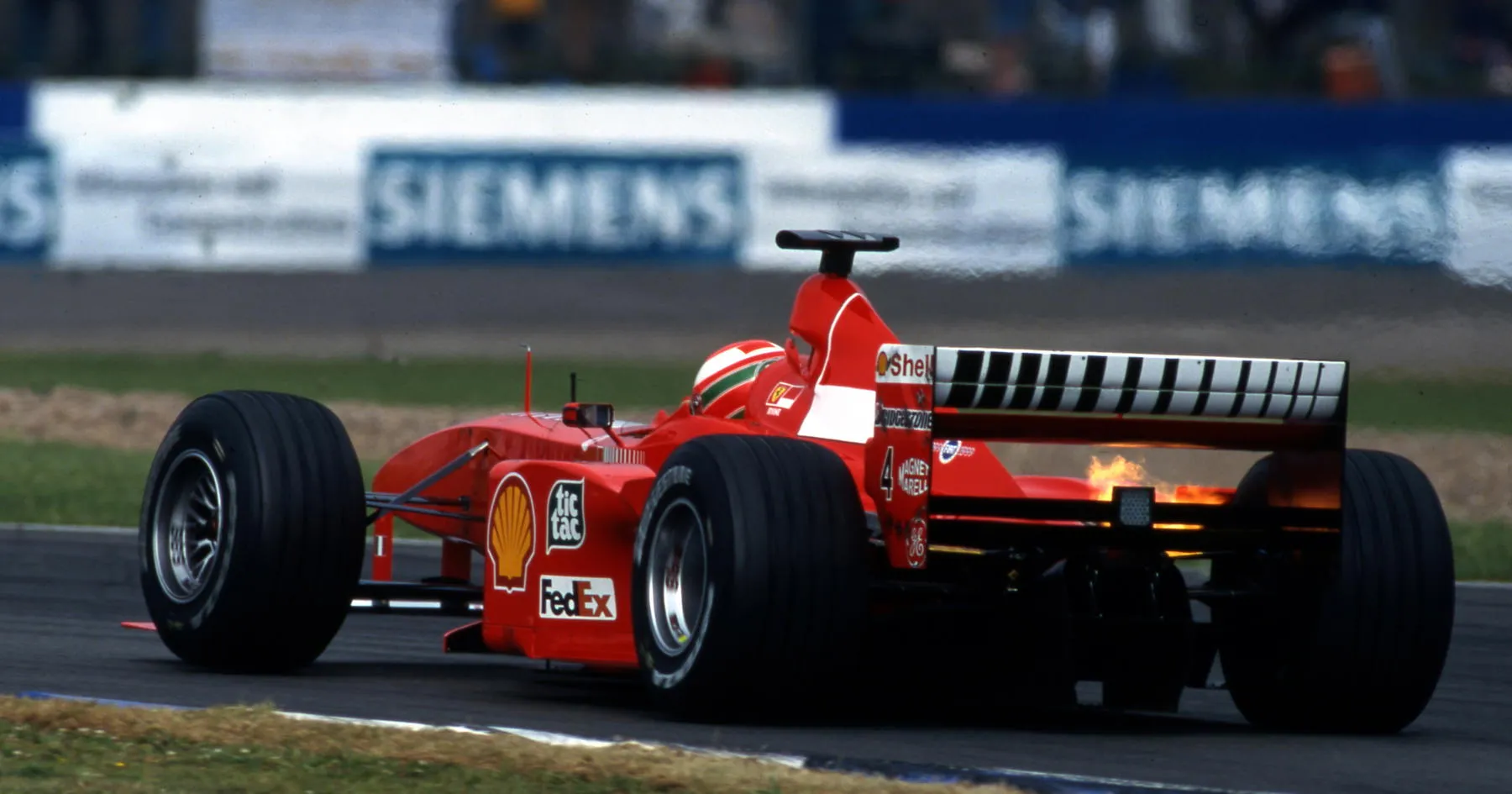 Diskualifikasi Ganda Ferrari di GP Malaysia 1999 - sumber: (racingnews365)