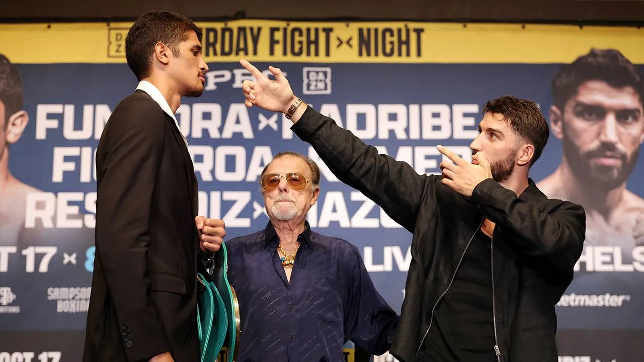 Ermal Hadribeaj (kanan) dan Sebastian Fundora. (Foto: Fight TV)