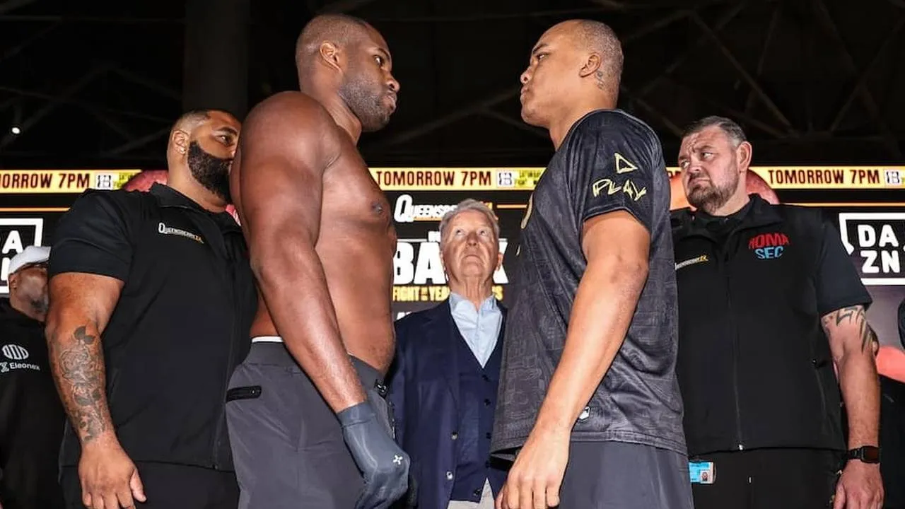 Fabio Wardley (kanan) dan Daniel Dubois. (Foto: Fight TV)