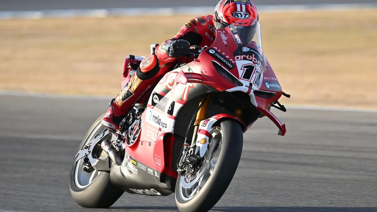 Hasil Superpole WSBK Spanyol: Bulega Meraih Pole Position ke-11