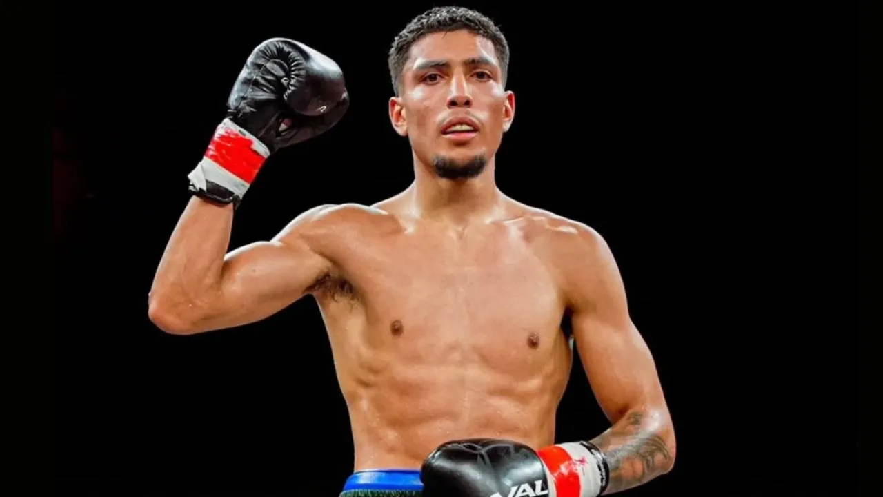 Joshua Anton berharap suatu hari nanti dapat kembali bertarung di negara leluhurnya dengan membawa gelar juara dunia. (Foto: Fight TV)