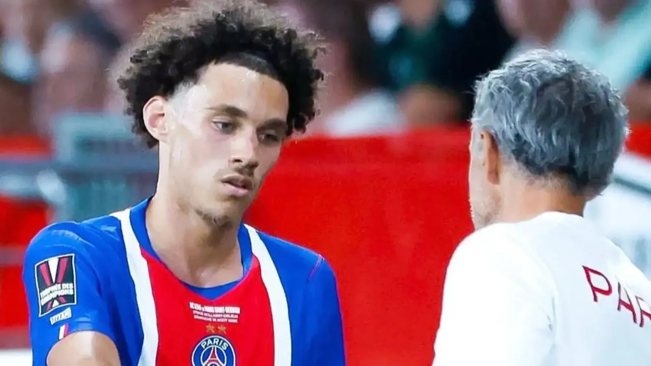 Luis Enrique, dan Maghnes Akliouche