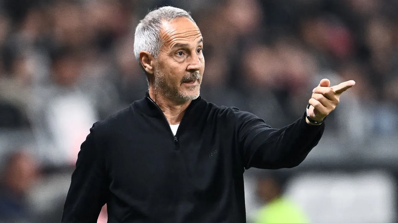 Meski Frankfurt Cuma Menang Tipis atas Koln, Adi Hutter Tetap Puas