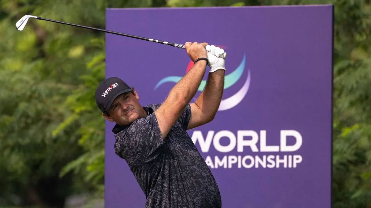 Patrick Reed, pemimpin klasemen Race to Dubai musim ini, membukukan tiga pukulan di bawah par, 69, pada putaran kedua. (Foto: Golf Digest)
