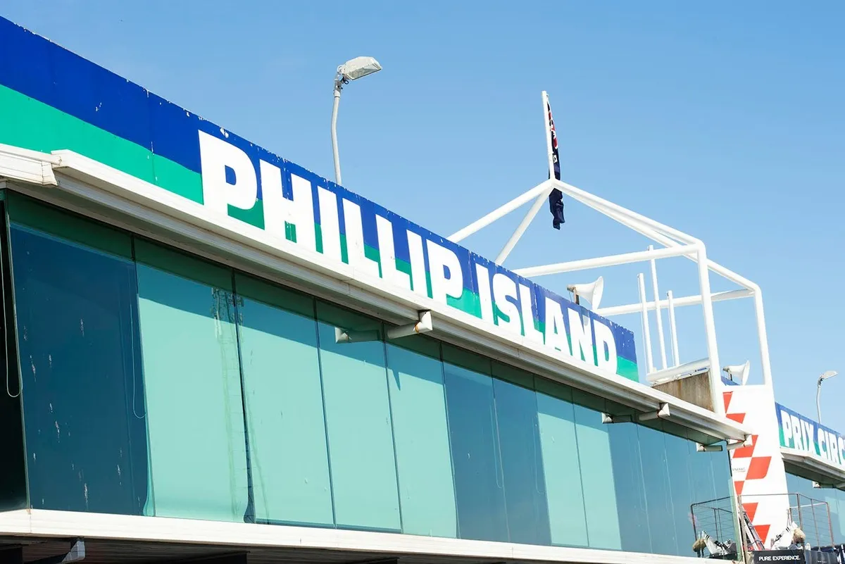 Phillip Island Tetap Beroperasi Meski MotoGP Tinggalkan - sumber: (motorsport)