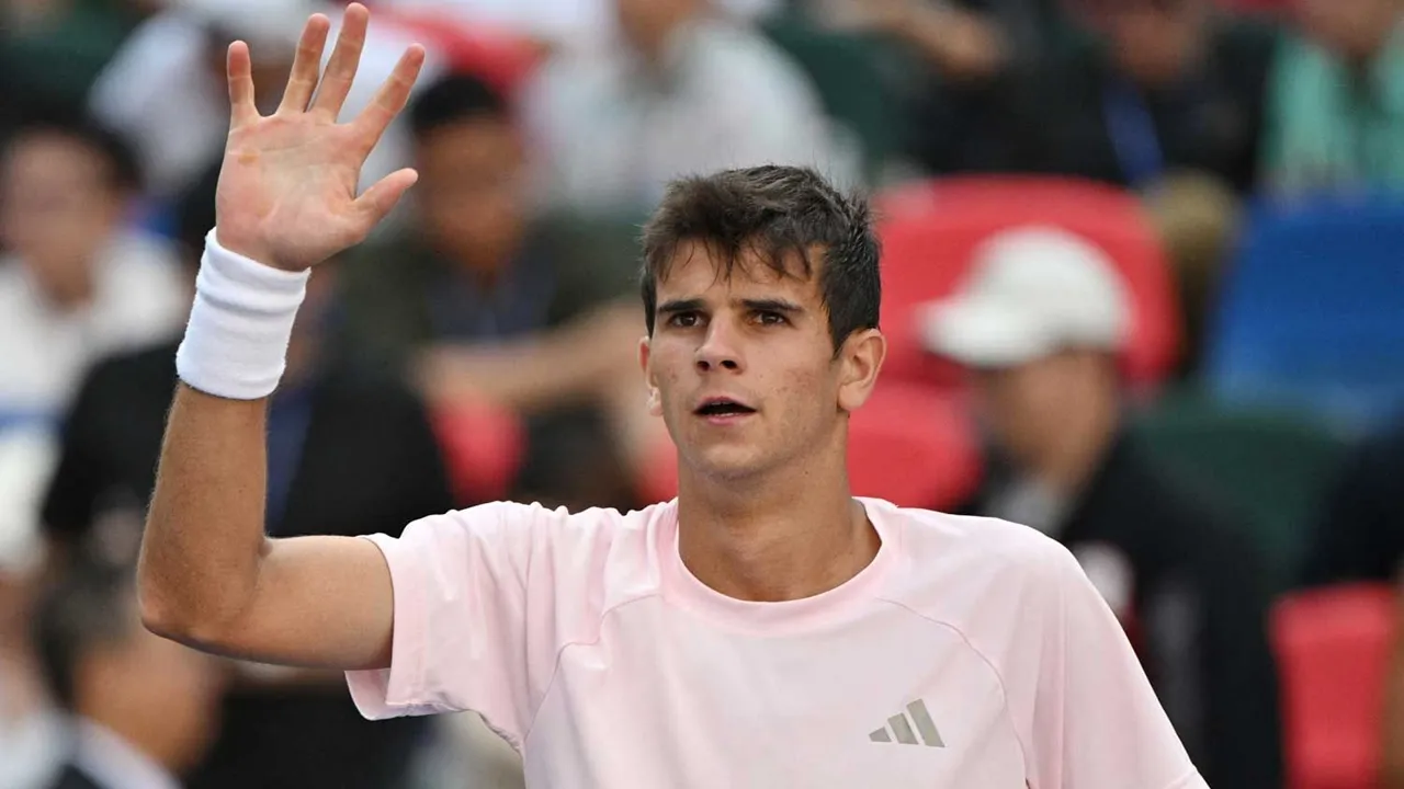 Rafael Jodar Minta Maaf Kepada Ball Kid Usai Insiden Di Shanghai Open