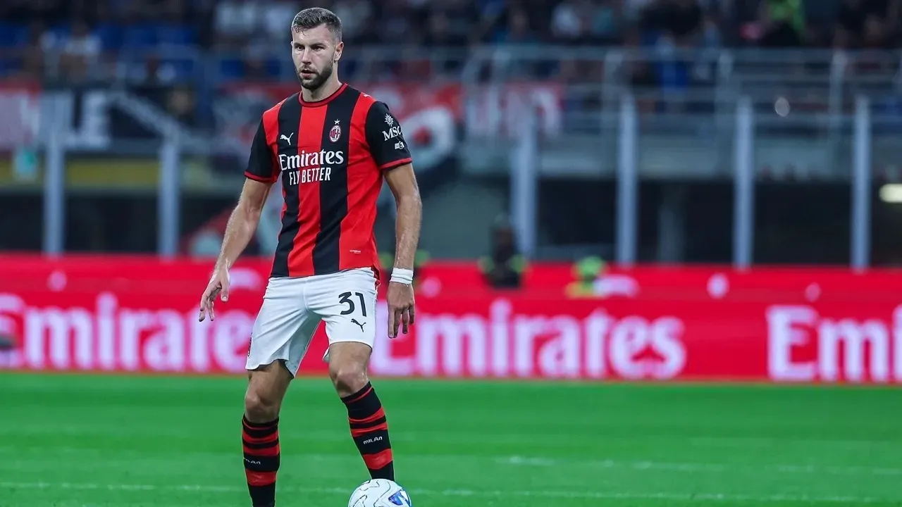 Sebut 3 Kunci Milan, Strahinja Pavlovic Tak Menyangka Dampak Cisse