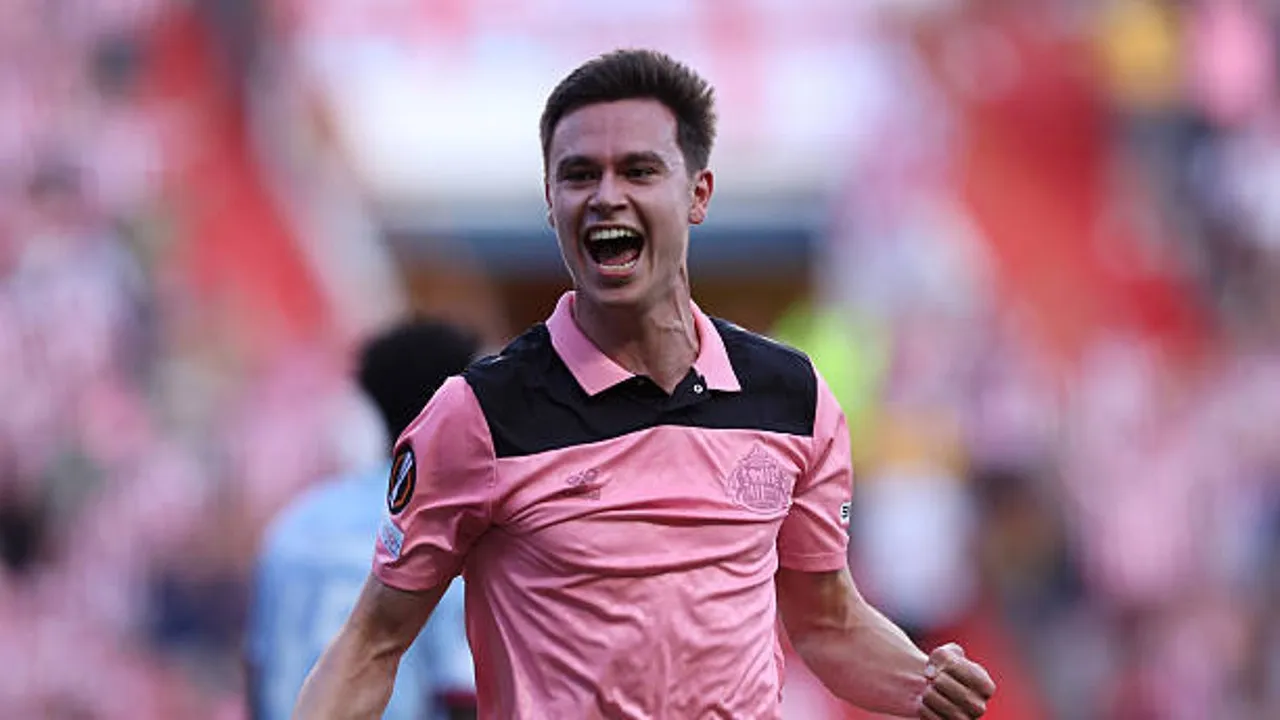 Timur Tutierov merasa emosional usai melakoni debut starter manis yang diwarnai drama kemenangan Sunderland di pentas Liga Europa
