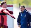 Vitor Pereira Bangga Ikut Memoles Potensi Besar Elliot Anderson