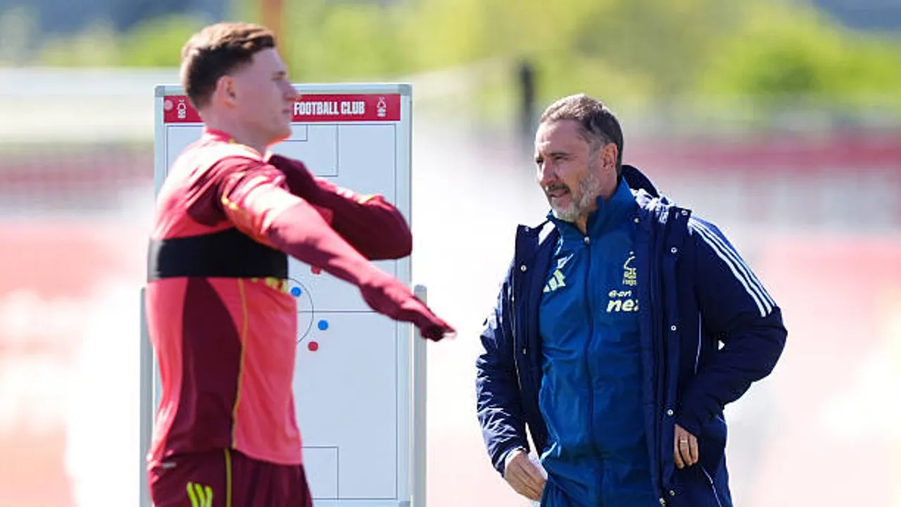 Vitor Pereira Bangga Ikut Memoles Potensi Besar Elliot Anderson