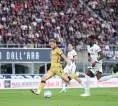 Brocchi: Penalti Inter Jelas, Yann Bisseck Lakukan Kesalahan Besar