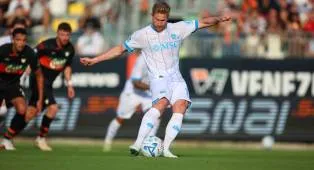 Debut Sempurna Nicola: Venezia Taklukkan Napoli di Serie A