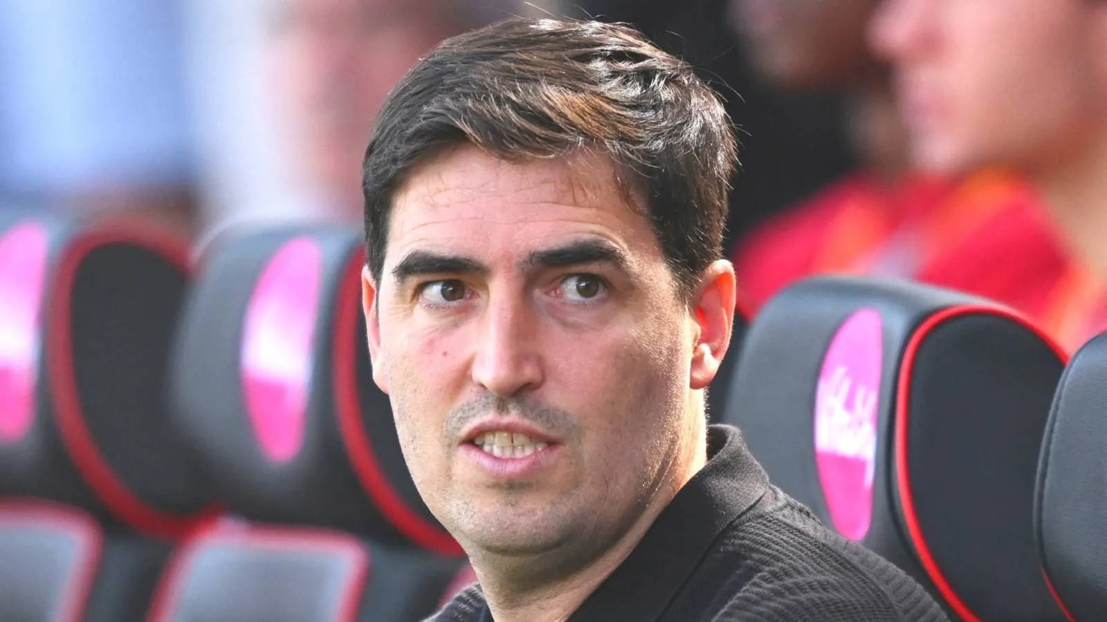 Evaluasi Keras: Performa Buruk Pemain Dalam Laga Brentford vs Liverpool - sumber: (givemesport)