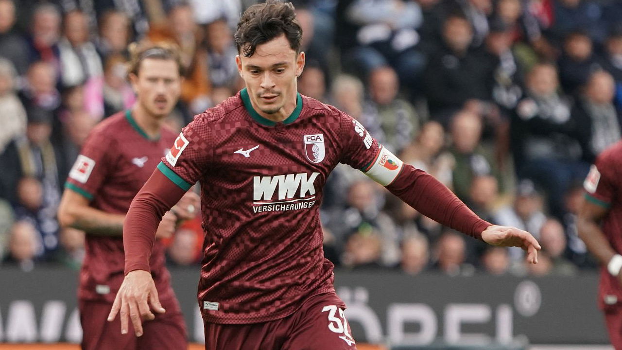 Fabian Rieder Akui Augsburg Tampil Buruk Saat Dibekuk Elversberg