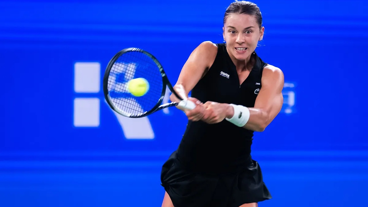 Iga Swiatek Tertunduk Lesu, Maja Chwalinska Lolos Ke Final Di Wuhan