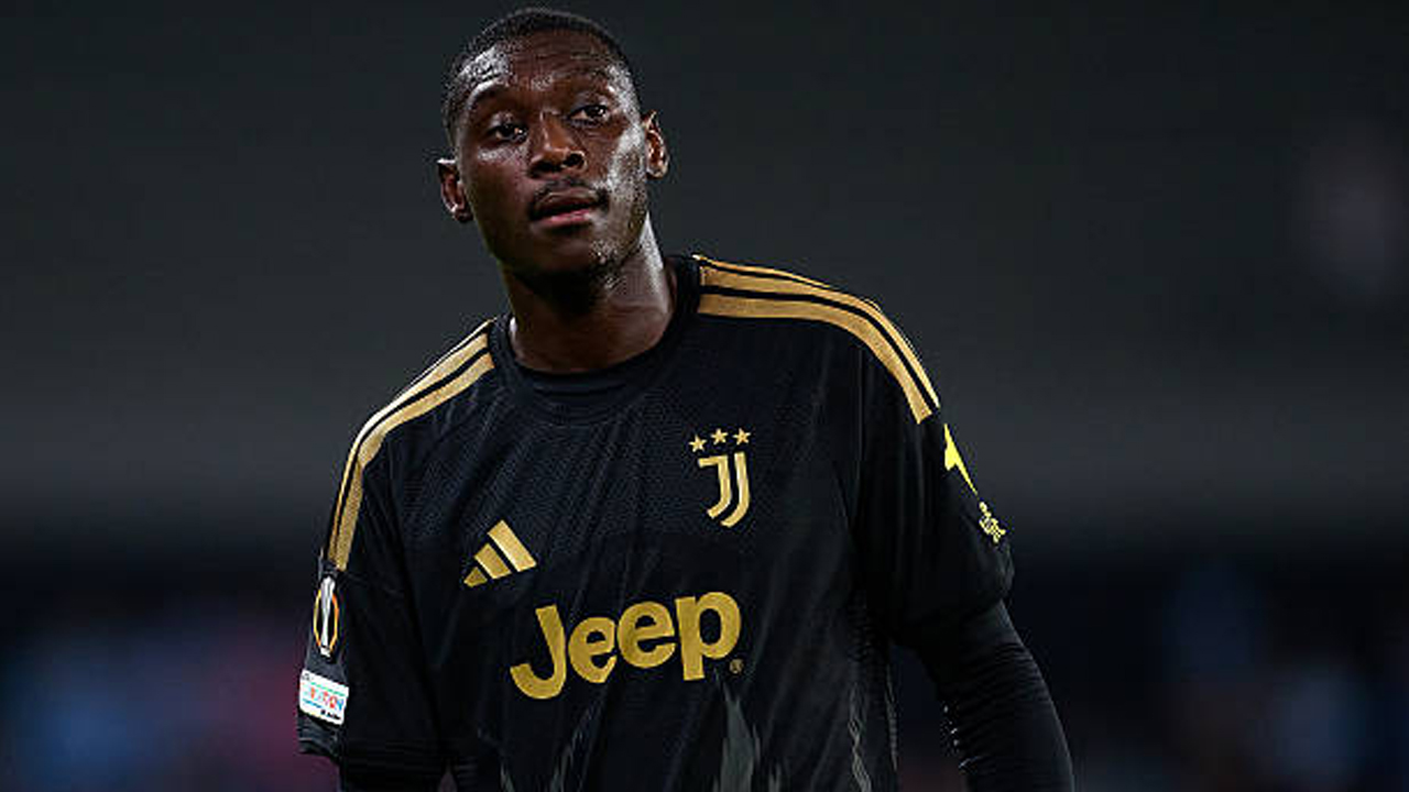 Jelang Hadapi Lazio, Juventus Tak Turunkan Randal Kolo Muani Sebagai Starter?