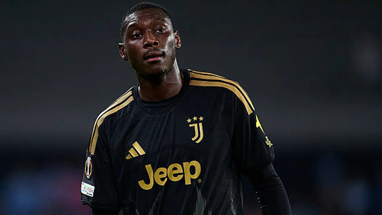 Jelang Hadapi Lazio, Juventus Tak Turunkan Randal Kolo Muani Sebagai Starter?