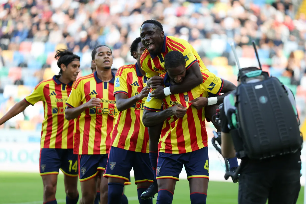Lecce Lumat Udinese 3-0, Kekalahan Kelima Beruntun bagi Runjaic - sumber: (footballitalia)