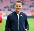 Mainz Tembus Lima Besar, Niko Bungert Puji Konsistensi Tim di Laga Tandang