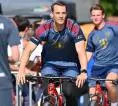 Meski Kembali Jadi Starter Bayern, Jonas Urbig: Semoga Neuer Cepat Pulih!