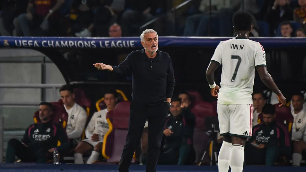 Mourinho: Vinicius Harusnya Tinggalkan Madrid untuk Arsenal - sumber: (footballlondon)