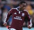 Nicolas Jackson Puas Villa Curi Tiga Poin di Markas Newcastle